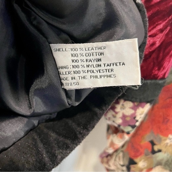 Vintage Brandon Thomas, patchwork bomber jacket. 80s. Leather. Woman’s size S. - Picture 5 of 14